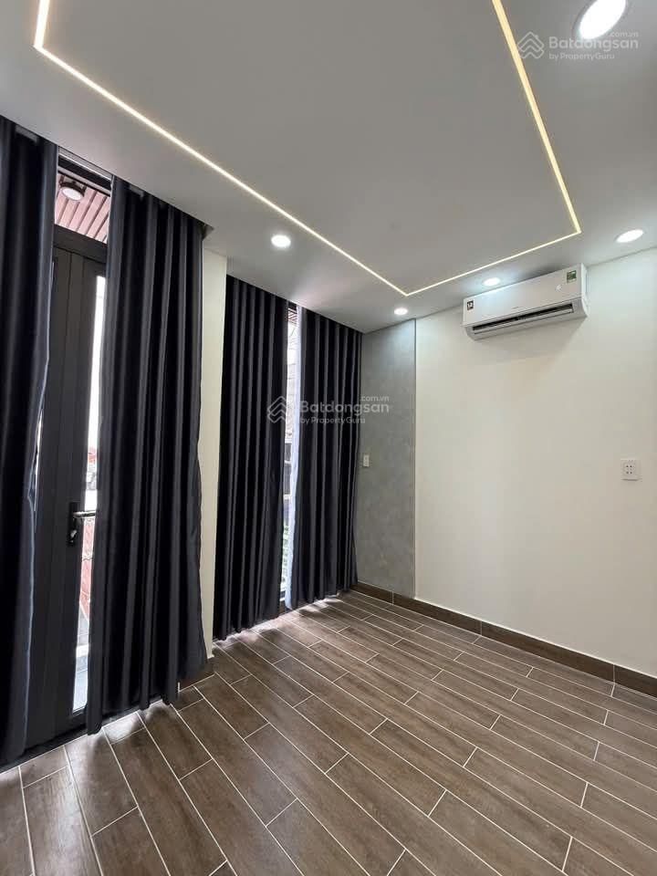 Bán nhà 2 tầng, trường chinh, p. bảy hiền
dt 3,5x8 nhà mới, full nội thất
khu vực k dính tod
