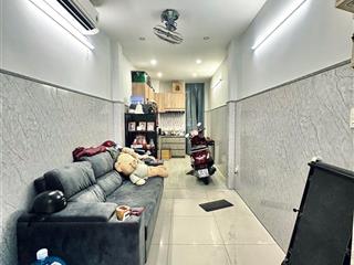 Bán nhà 4 tầng, hẻm lạc long quân, p.9 tân bình
dt 2,6x12 trệt lửng 2 lầu+ sân thượng, 3pn, 4wc