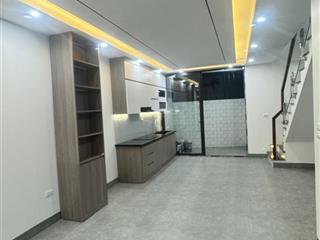 Chính chủ gửi bán nhà ngự câu  sẵn sàng dọn về ở ngay