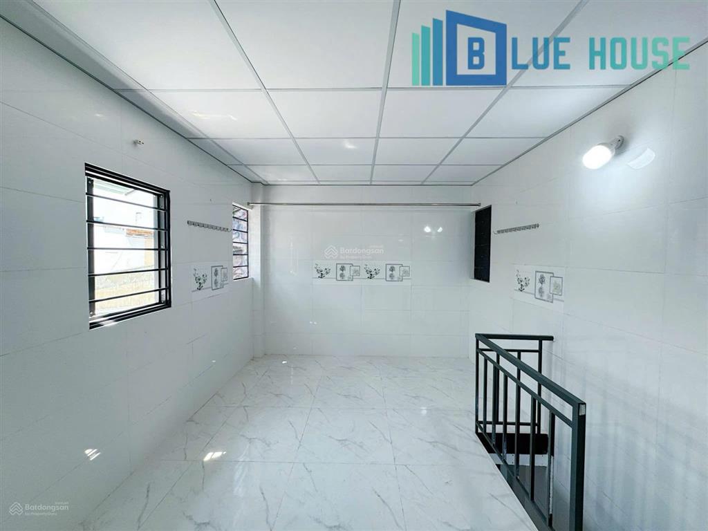 Cho thuê phòng trọ gác đúc 1 trệt 1 lầu đường nguyễn đức thiệu tp dĩ an bình dương