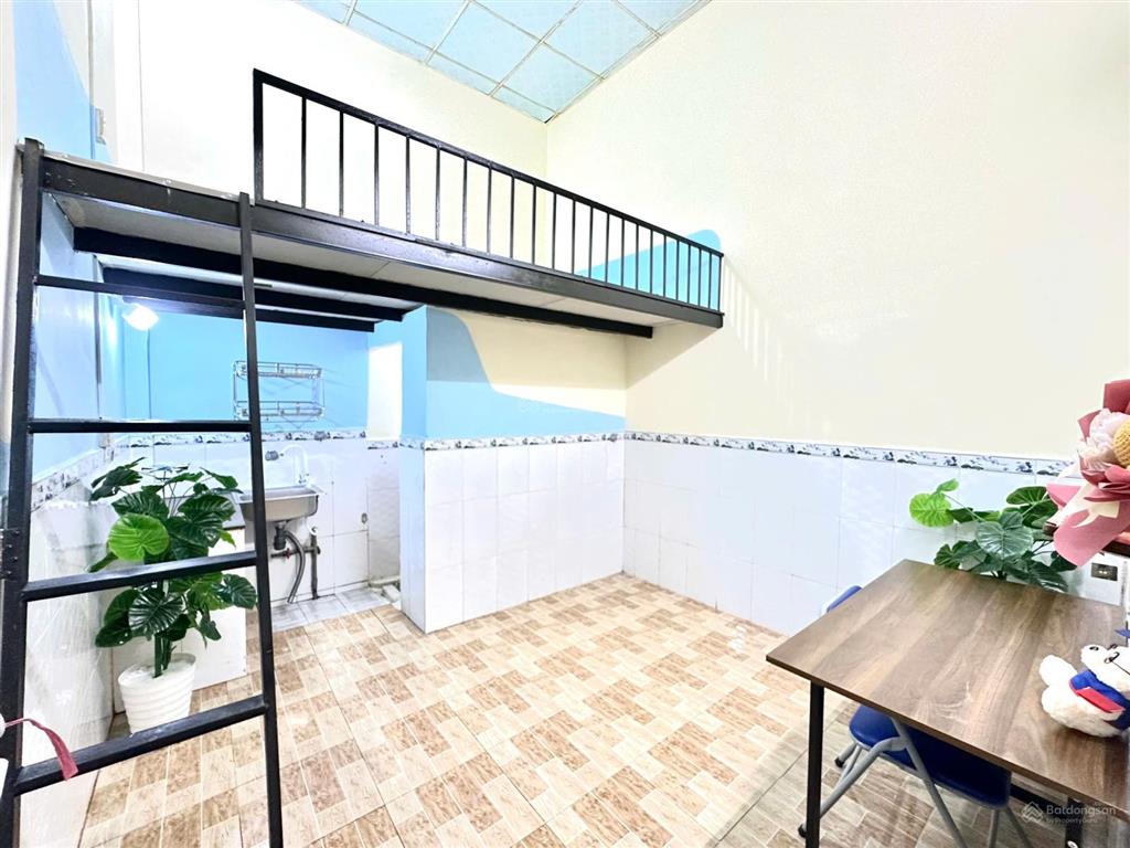 Cho thuê phòng trọ mới xây ngay phạm văn đồng  kha vạn cân  gần cầu vượt linh xuân