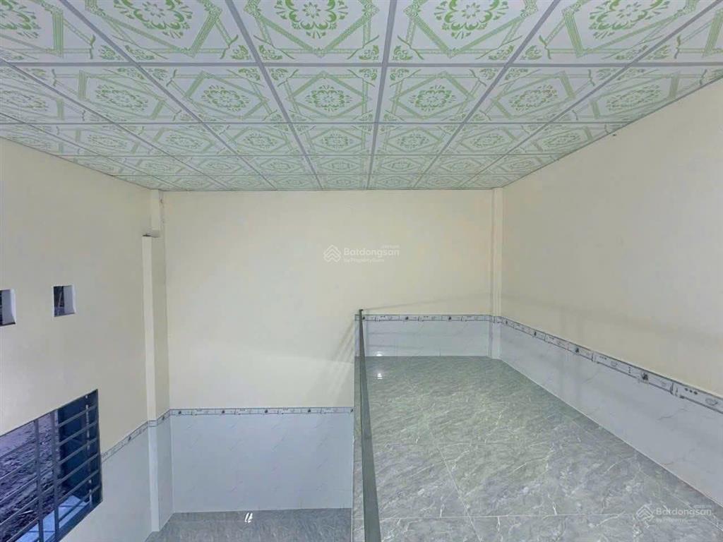 Cho thuê phòng trọ 30m2 gác cao, cực thoáng đường nguyễn trãi (dĩ an)  tp. hcm