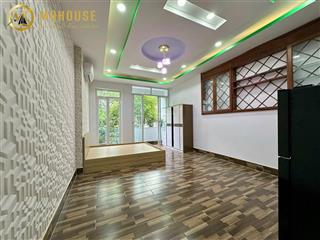 Cho thuê căn hộ studio full nội thất, có ban công thoáng ngay đường gò dầu