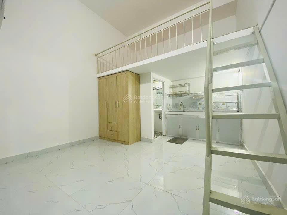 Phòng trọ mới xây, có gác cực thoáng, ngay trường đại học giao thông vận tải cơ sở tphcm