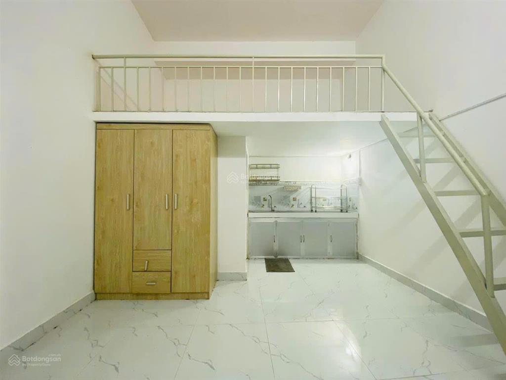 Phòng trọ mới xây, có gác cực thoáng, ngay trường đại học giao thông vận tải cơ sở tphcm