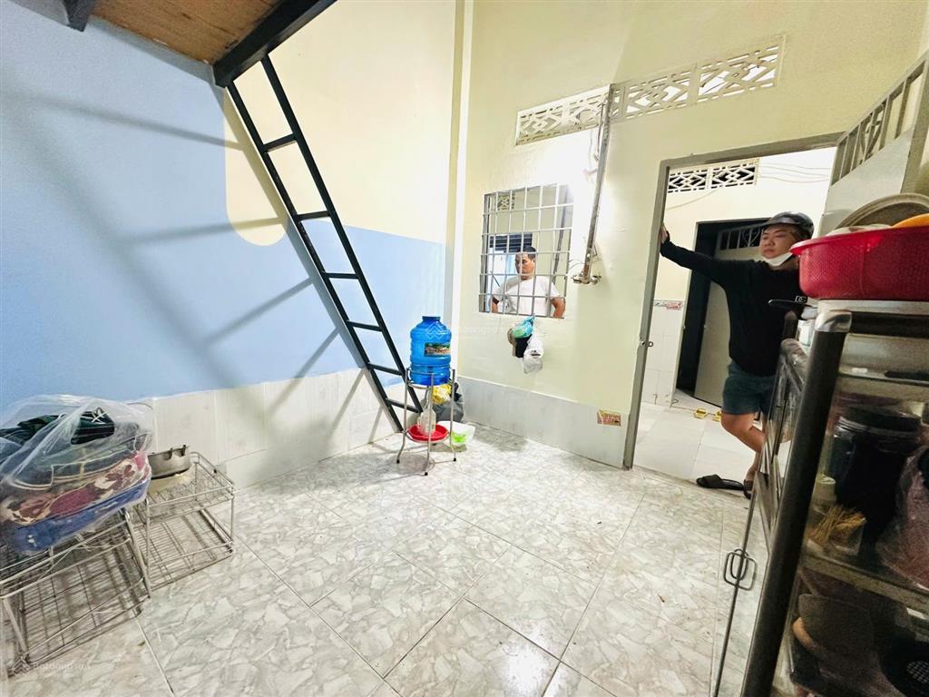 Khai trương phòng trọ mới xây ngay chợ nguyễn tri phương  phòng mới cực thoáng