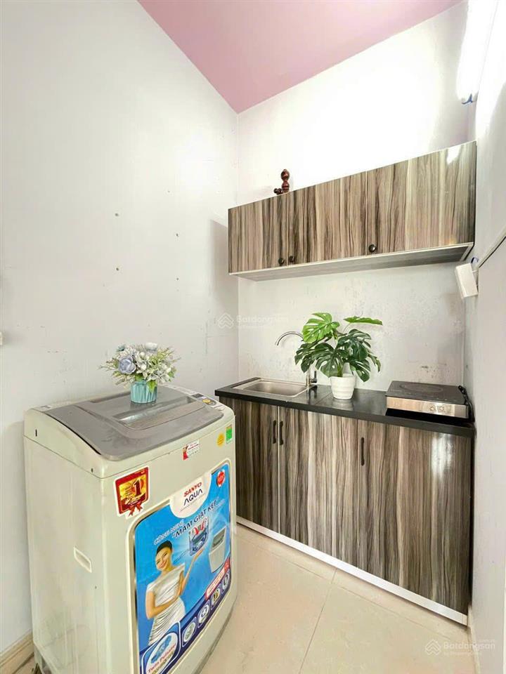 Cho thuê căn hộ duplex full nt, mới xây có ban công cực thoáng ngay ngã tư bốn xã