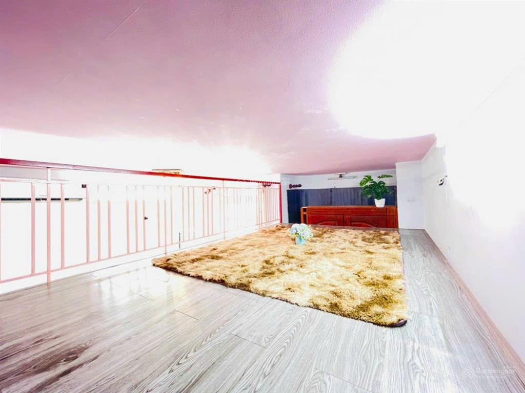 Cho thuê căn hộ duplex full nt, mới xây có ban công cực thoáng ngay ngã tư bốn xã