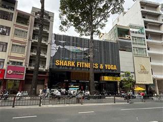 Khuôn đất hiếm xây building  mặt tiền đường 3/2 đối diện hà đô centrosa phường vườn lài .