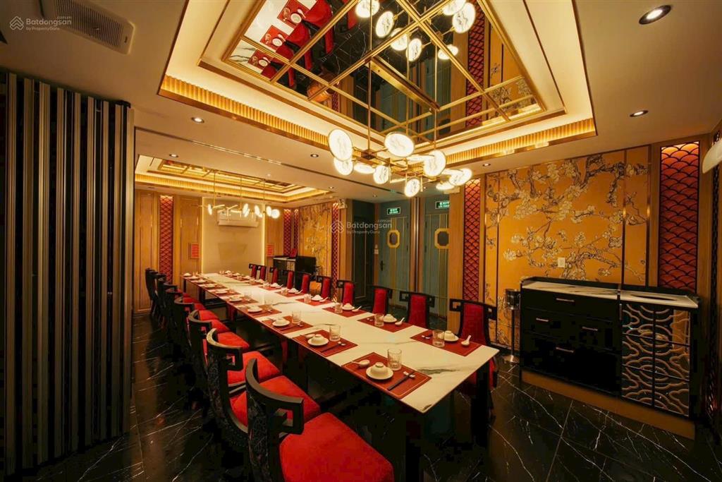 Siêu phẩm mặt tiền nguyễn thị diệu quận 3 .dt 21m 33,5m .công nhận 677 m2. giá bán 360 tỷ còn tl