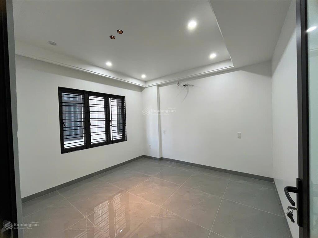 Bán nhà 64m2 x 4 tầng, lô góc, nở hậu, dân xây chắc chắn, tặng nội thất hồ sen, miếu hai xã 2,95 tỷ