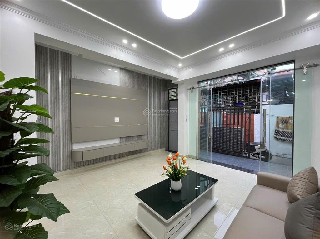 Bán nhà đình đông 60m2 x 3 tầng, dân xây, sân để 7 8 xe máy, nở hậu, lô góc siêu thoáng 2.95 tỷ tl