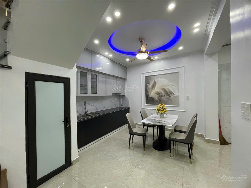 Bán nhà đình đông 60m2 x 3 tầng, dân xây, sân để 7 8 xe máy, nở hậu, lô góc siêu thoáng 2.95 tỷ tl