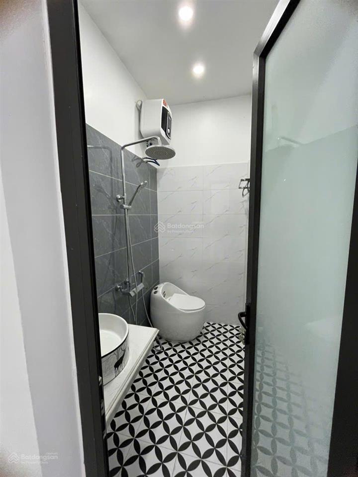 Bán nhà đình đông 60m2 x 3 tầng, dân xây, sân để 7 8 xe máy, nở hậu, lô góc siêu thoáng 2.95 tỷ tl