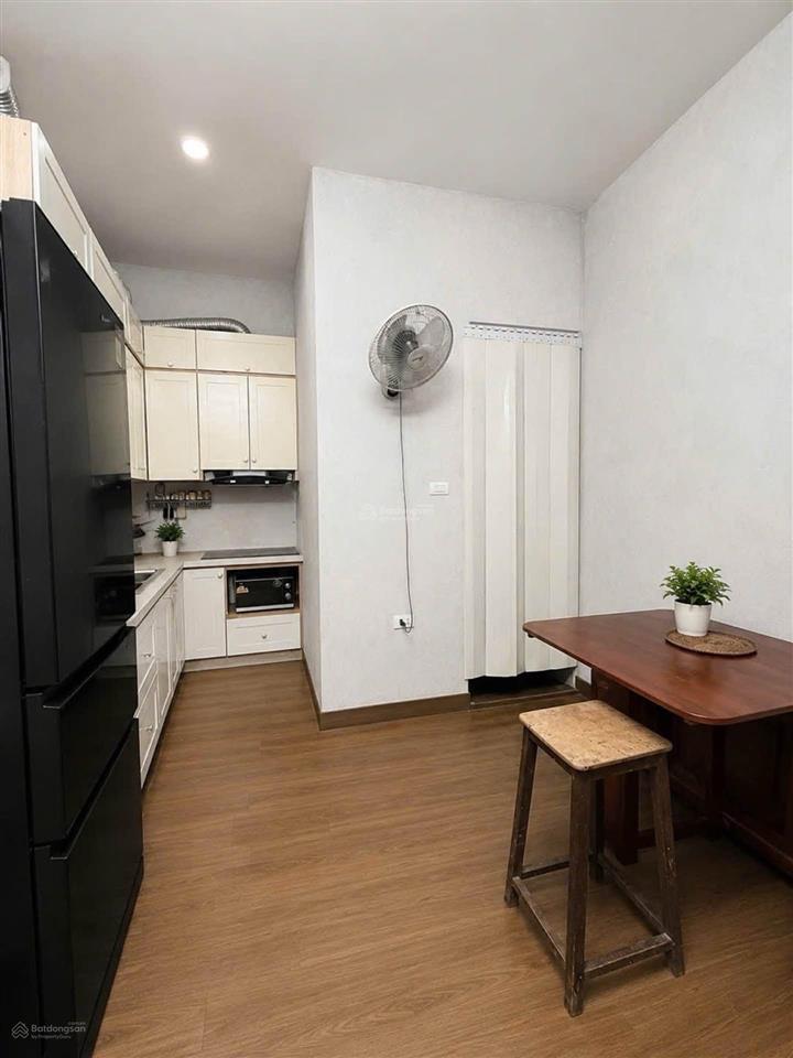Nhà nho nhỏ trong con ngõ to to  25m2 chỉ 4 tỷ là enter