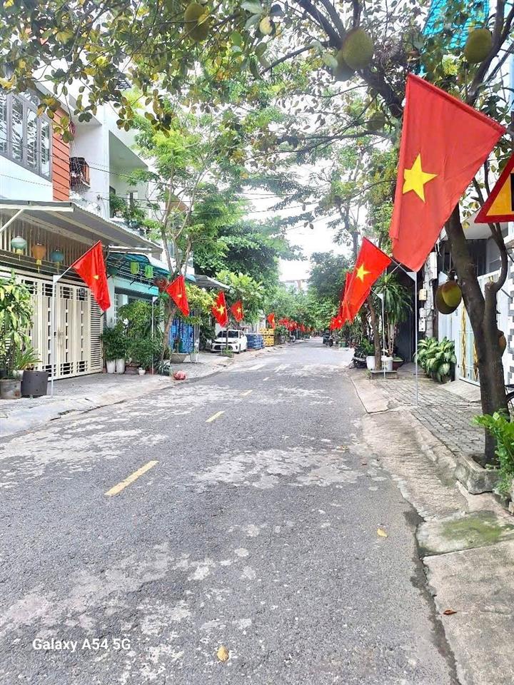 Bán nhà 3 tầng đường nguyễn thanh năm, góc 2 mặt tiền đường, kinh doanh sầm uất