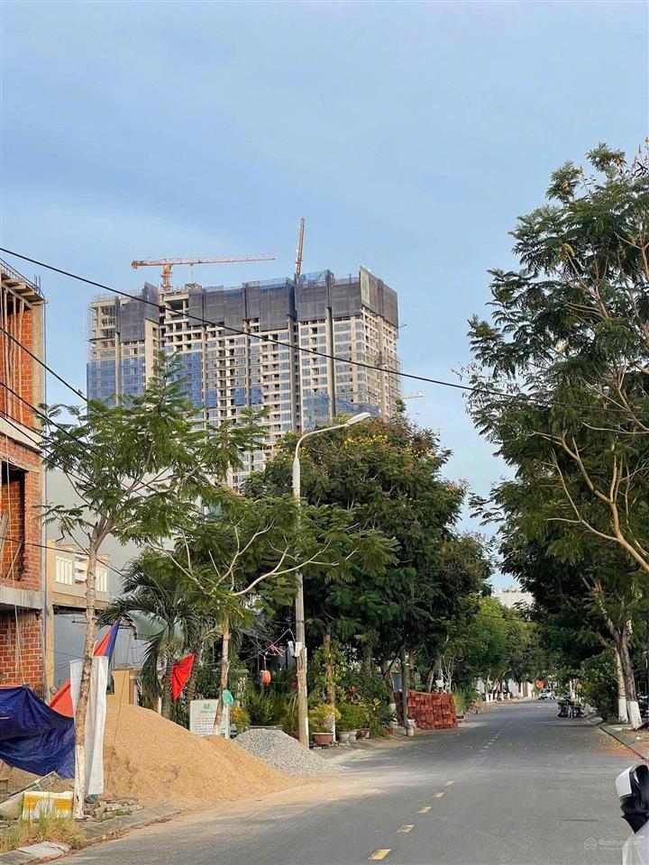 Bán lô đất mặt tiền đường cao sơn 7, khu vực biển tân trà