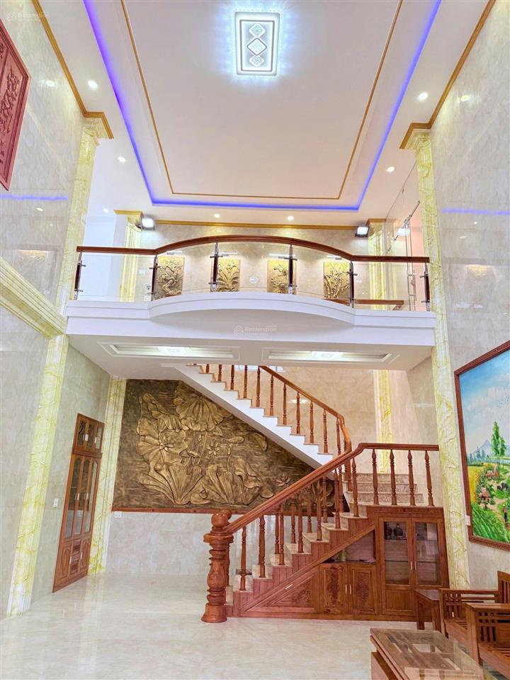 Bán biệt thự vườn 2 tầng đường chơn tâm 9  hoà khánh