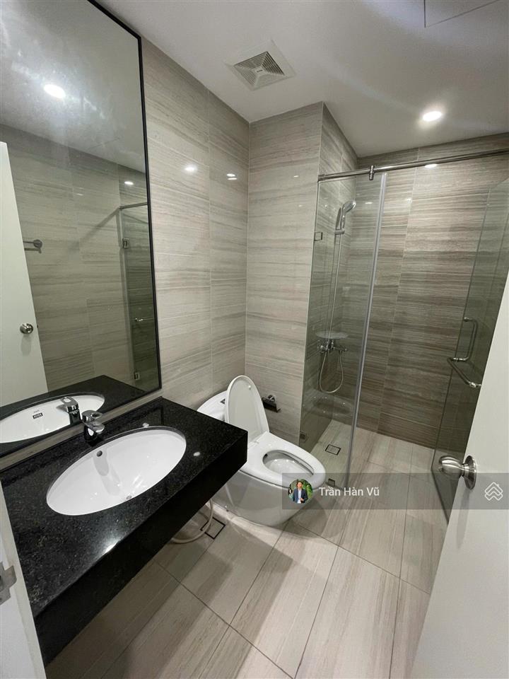 Cho thuê căn hộ 2 phòng ngủ full nội thất siêu vip chỉ 10 triệu cc lê phong,  trần hàn vũ