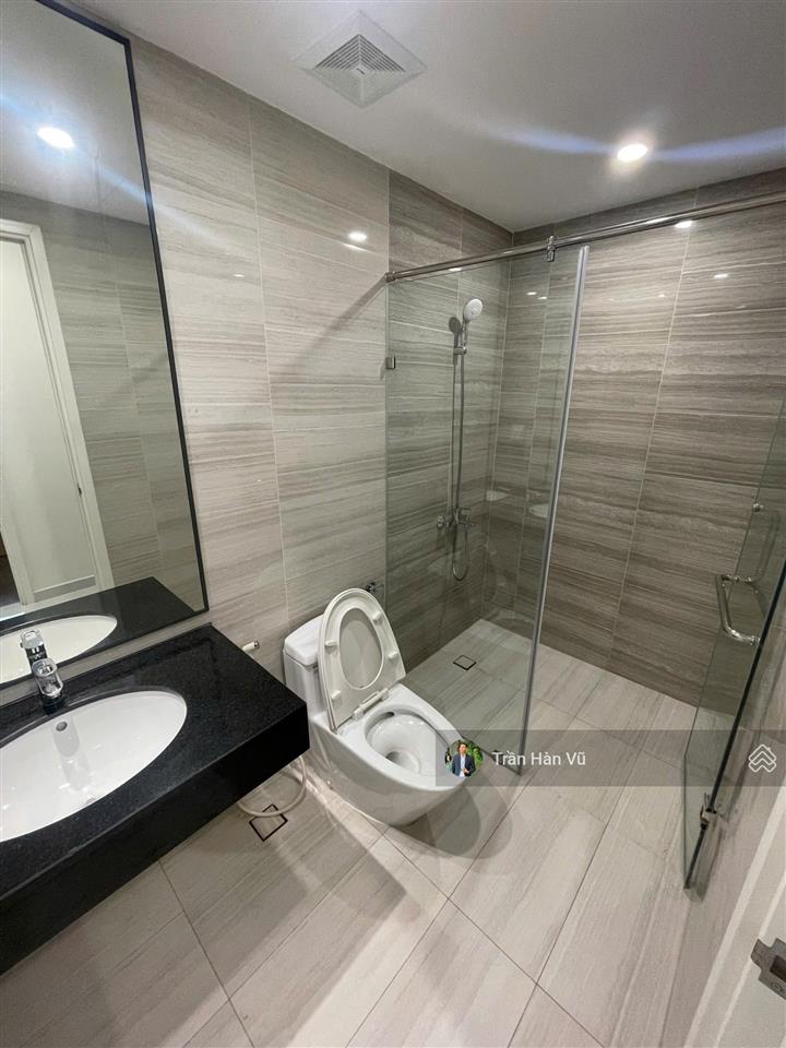 Cho thuê căn hộ 1 phòng ngủ full nt xịn đẹp view hồ bơi siêu đỉnh chỉ 8 triệu  chung cư lê phong