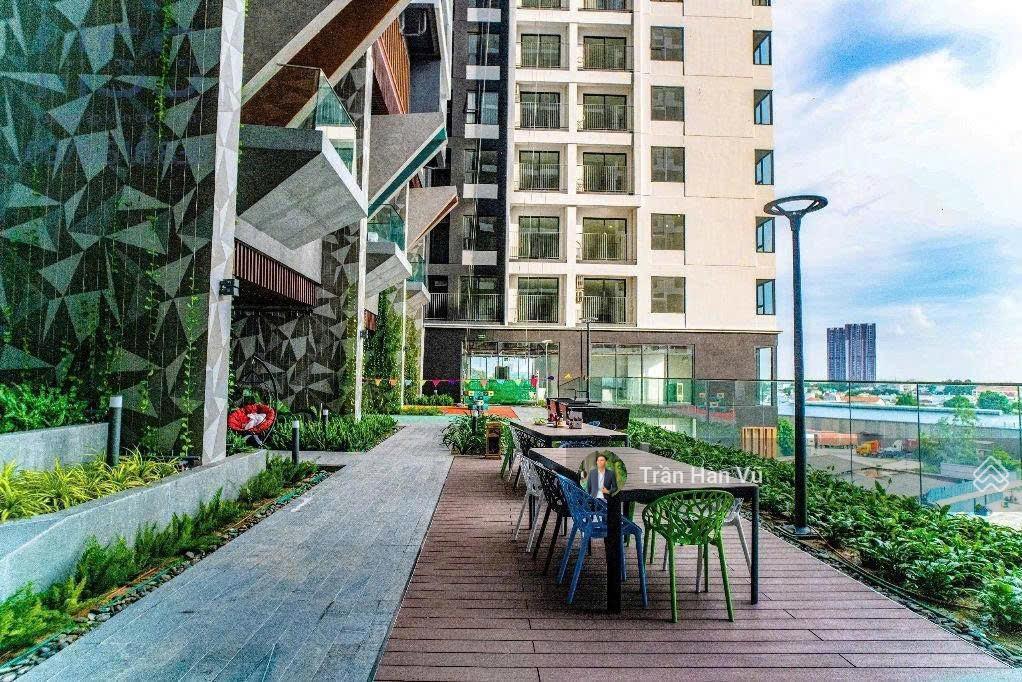 Rẻ  chính chủ cần ra nhanh căn hộ 1pn full nội thất chỉ 2.18 tỷ chung cư the emerald golf view