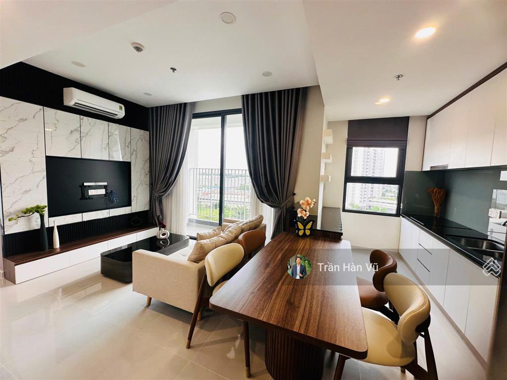 Cho thuê căn hộ 2pn góc rộng full nội thất xịn chỉ 11 triệu cc the emerald golf view