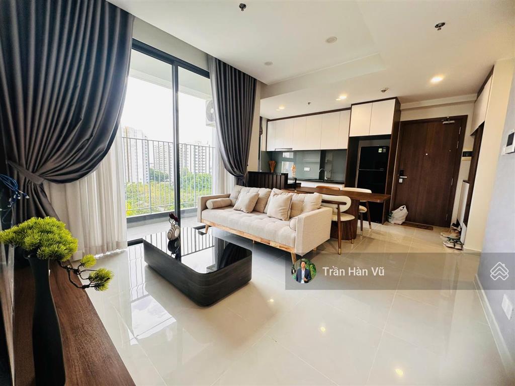 Cho thuê căn hộ 2pn góc rộng full nội thất xịn chỉ 11 triệu cc the emerald golf view