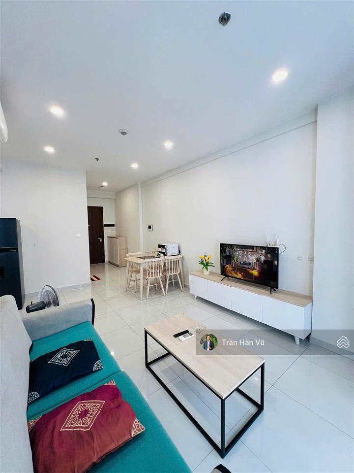 Bán nhanh căn hộ 1 ngủ full nội thất có hđ thuê dài hạn  the emerald golf view  trần hàn vũ