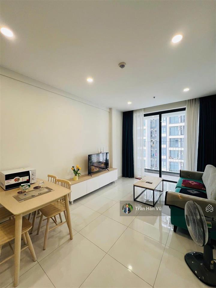 Bán nhanh căn hộ 1 ngủ full nội thất có hđ thuê dài hạn  the emerald golf view  trần hàn vũ