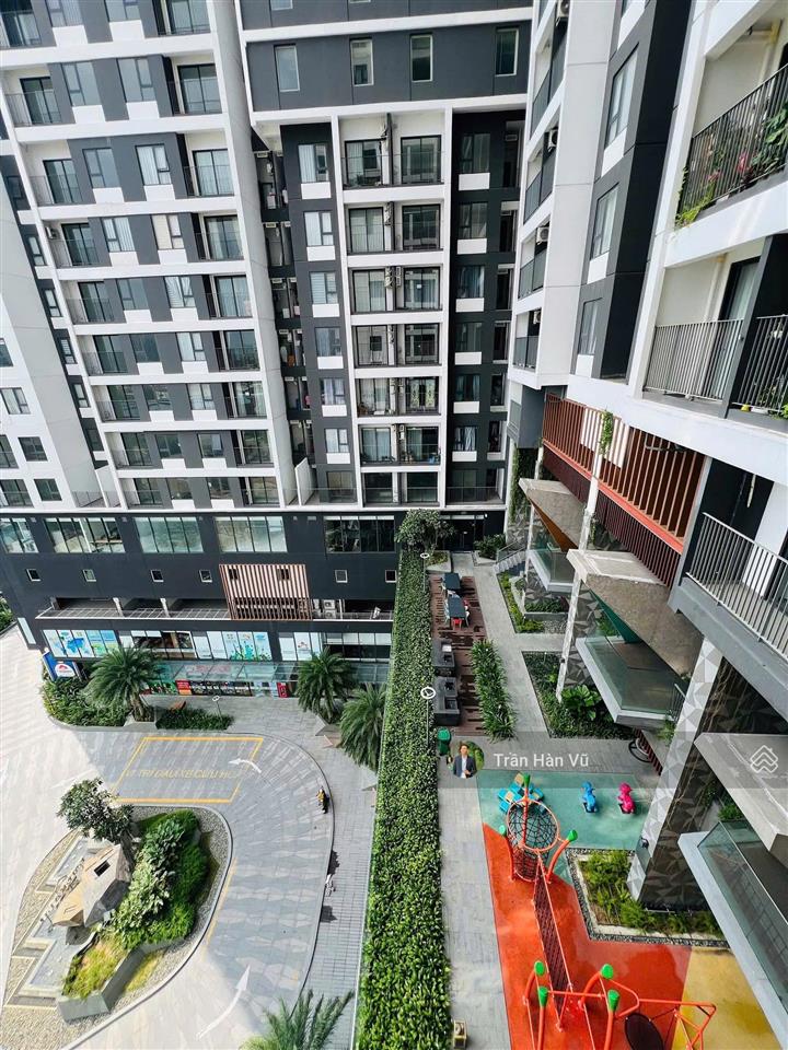 Bán nhanh căn hộ 1 ngủ full nội thất có hđ thuê dài hạn  the emerald golf view  trần hàn vũ