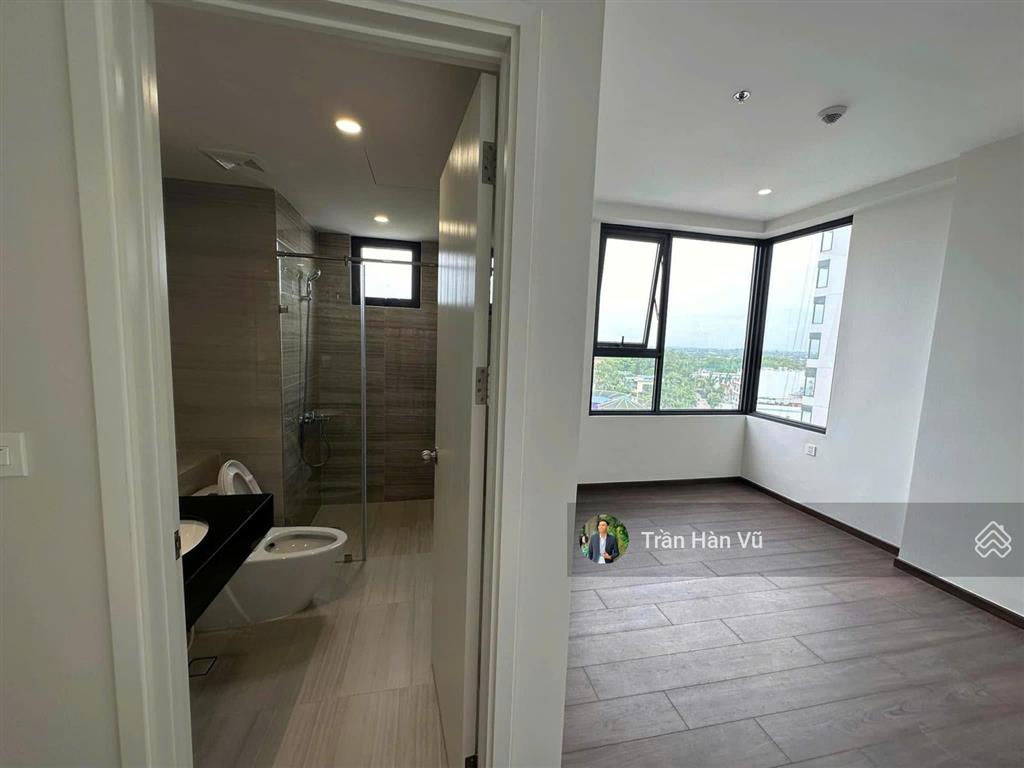 Bán căn góc 3 phòng ngủ chỉ 4,5 tỷ view golf sổ sẵn cc lê phong  trần hàn vũ