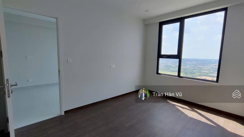 Cho con du học cần bán sớm căn hộ 1 phòng ngủ siêu ngon  the emerald golf view  trần hàn vũ