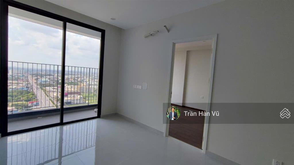 Cho con du học cần bán sớm căn hộ 1 phòng ngủ siêu ngon  the emerald golf view  trần hàn vũ