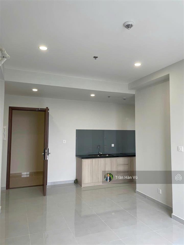 Cho con du học cần bán sớm căn hộ 1 phòng ngủ siêu ngon  the emerald golf view  trần hàn vũ