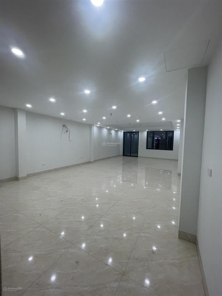 Văn phòng + ở cho thuê mt 6m, tổng dt sàn 516m2, 6 tầng 1 hầm, khu dân cư đông đúc