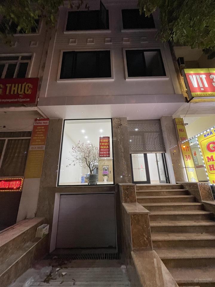 Văn phòng + ở cho thuê mt 6m, tổng dt sàn 516m2, 6 tầng 1 hầm, khu dân cư đông đúc
