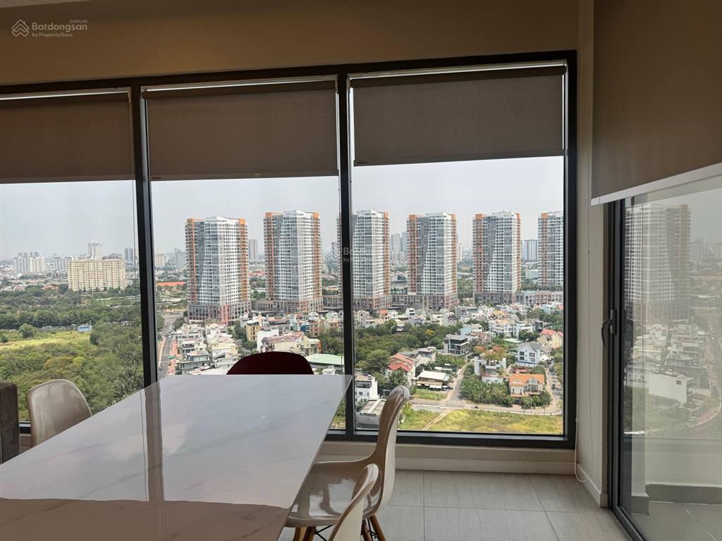 Cho thuê căn góc tầng cao 3 phòng ngủ đảo kim cương trực diện sông cực đẹp full nội thất trống sẵn