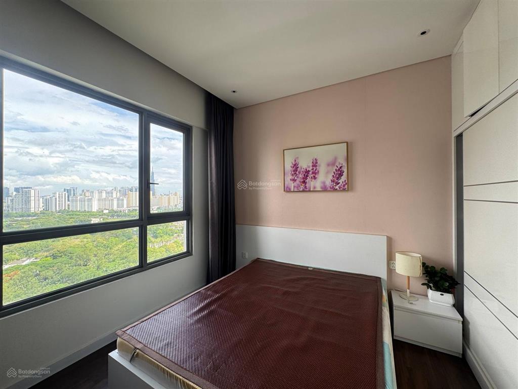 Cho thuê căn hộ 3 phòng ngủ đảo kim cương diện tích 143m2 full nội thất đẹp  view sông  trống sẳn