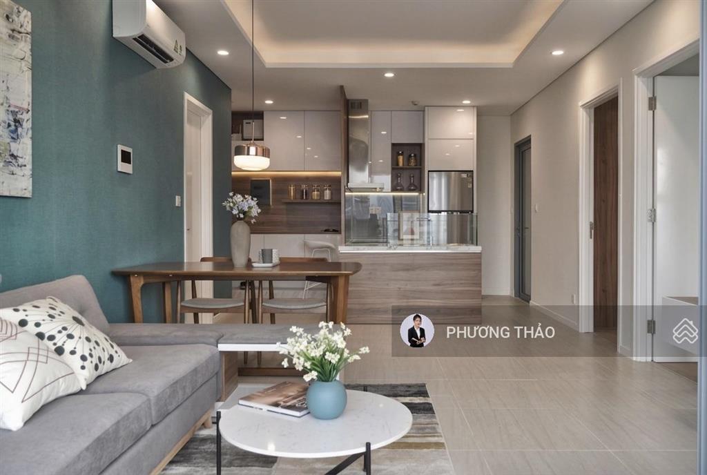 Cho thuê căn hộ 2 phòng ngủ tầng cao view trực diện sông  full nội thất  trống sẵn  dt 72m2
