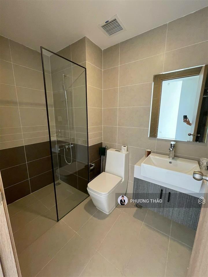 Cho thuê căn hộ 1 phòng ngủ 52m the sun avenue  tầng cao view sông  full nội thất  giá 15 triệu
