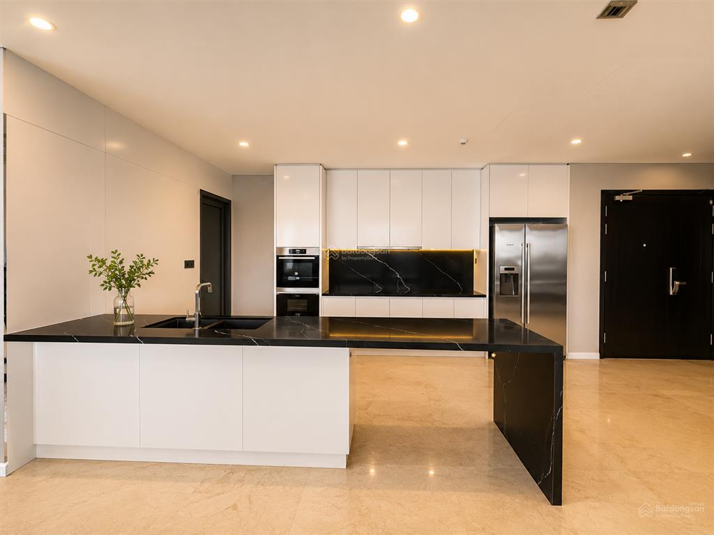 Trống sẵn! cho thuê căn hộ 4 phòng ngủ đảo kim cương 170m2  view trực diện sông đẹp 80 triệu