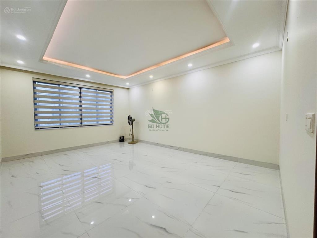 Cho thuê nhà nguyên căn 2.5 tầng 4 phòng ngủ khu mỹ gia giá 40 triệu / tháng