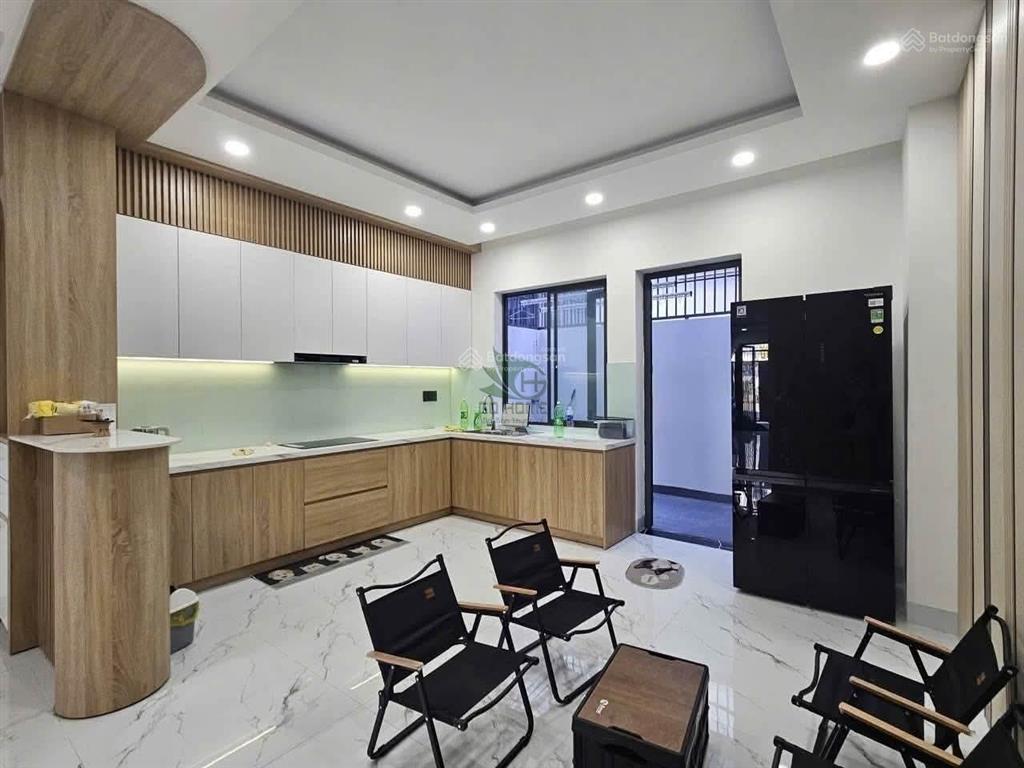 Cho thuê nhà nguyên căn 3 tầng mới xây khu mỹ gia giá 23 triệu/ tháng