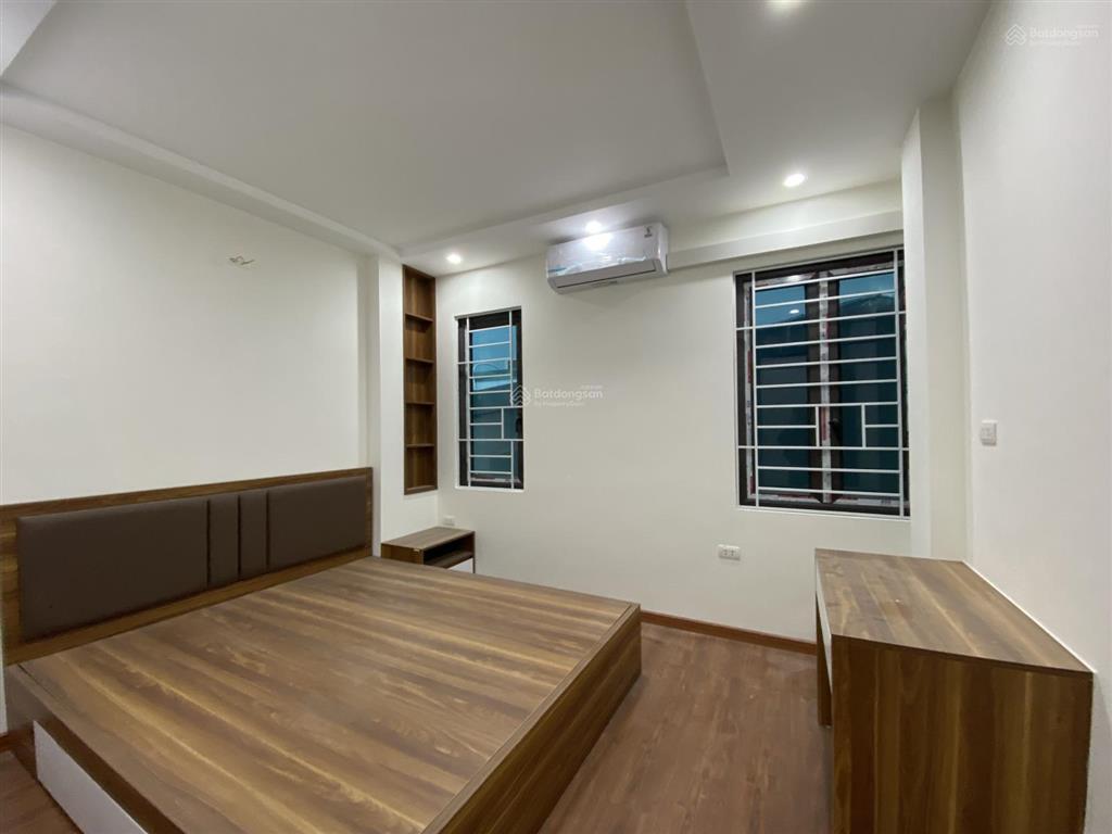 Chủ cần bán gấp trước tết  nhà hữu hưng  tây mỗ  nhà 5 tầng 6 phòng ngủ mới  full nội thất