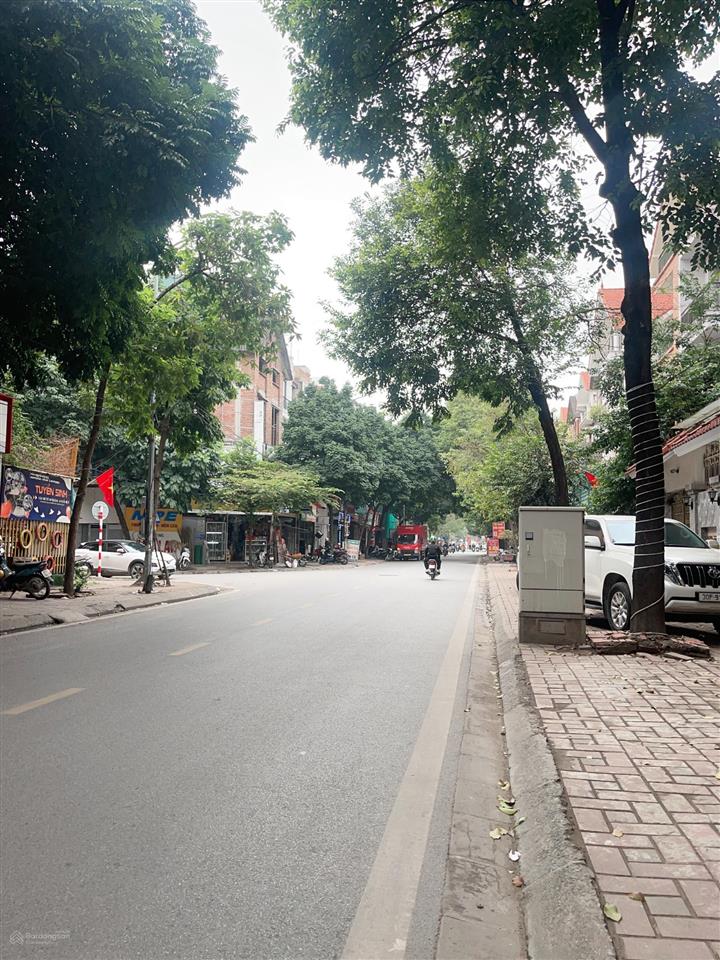 Chủ hạ 3 tỷ cần bán nhanh trong tuần  mặt phố trung văn. dt 90m2 * 6t * 4.5m mt. thương lượng sâu