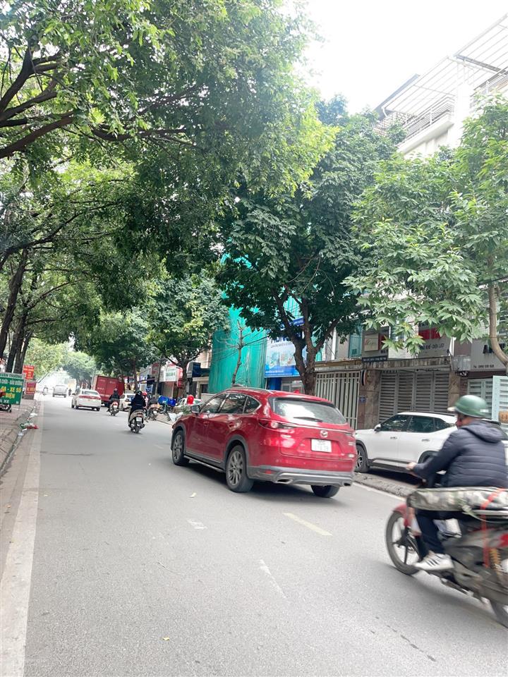 Chủ hạ 3 tỷ cần bán nhanh trong tuần  mặt phố trung văn. dt 90m2 * 6t * 4.5m mt. thương lượng sâu