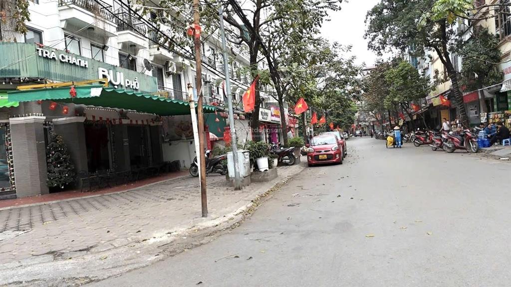 Chủ cần bán gấp trong 1 tuần  liền kề phùng khoang  vỉa hè  nhà đang kinh doanh