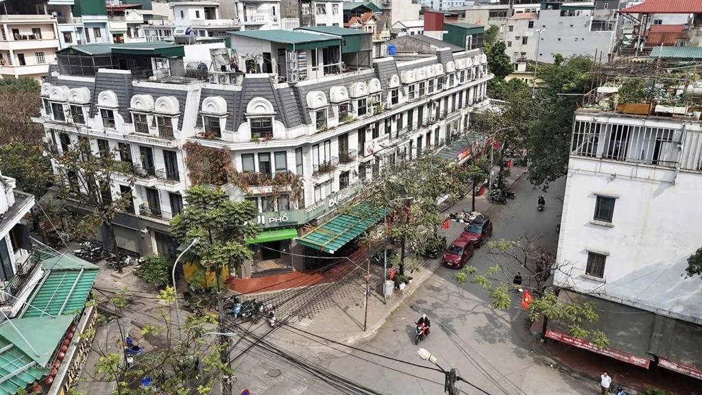 Chủ cần bán gấp trong 1 tuần  liền kề phùng khoang  vỉa hè  nhà đang kinh doanh