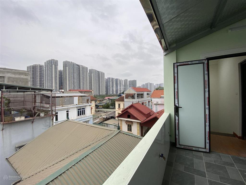 Chị gái em cần bán gấp căn nhà ở hữu hưng  tây mỗ  nhà mới 5 tầng, 6 ngủ