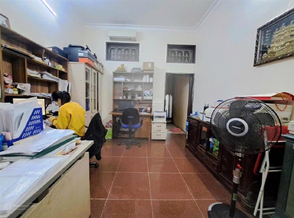 Chủ nhà cần bán nhanh giá tốt khu vực  sau quy hoạch ra gần phố phân lô lương thế vinh  tx